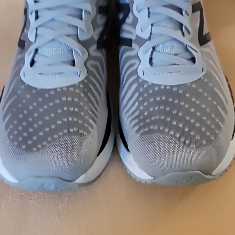 🖤 Men's New Balance Fresh Foam 860v11 running shoes Sz 13 2E M860A11💚 - Picture 4 of 16